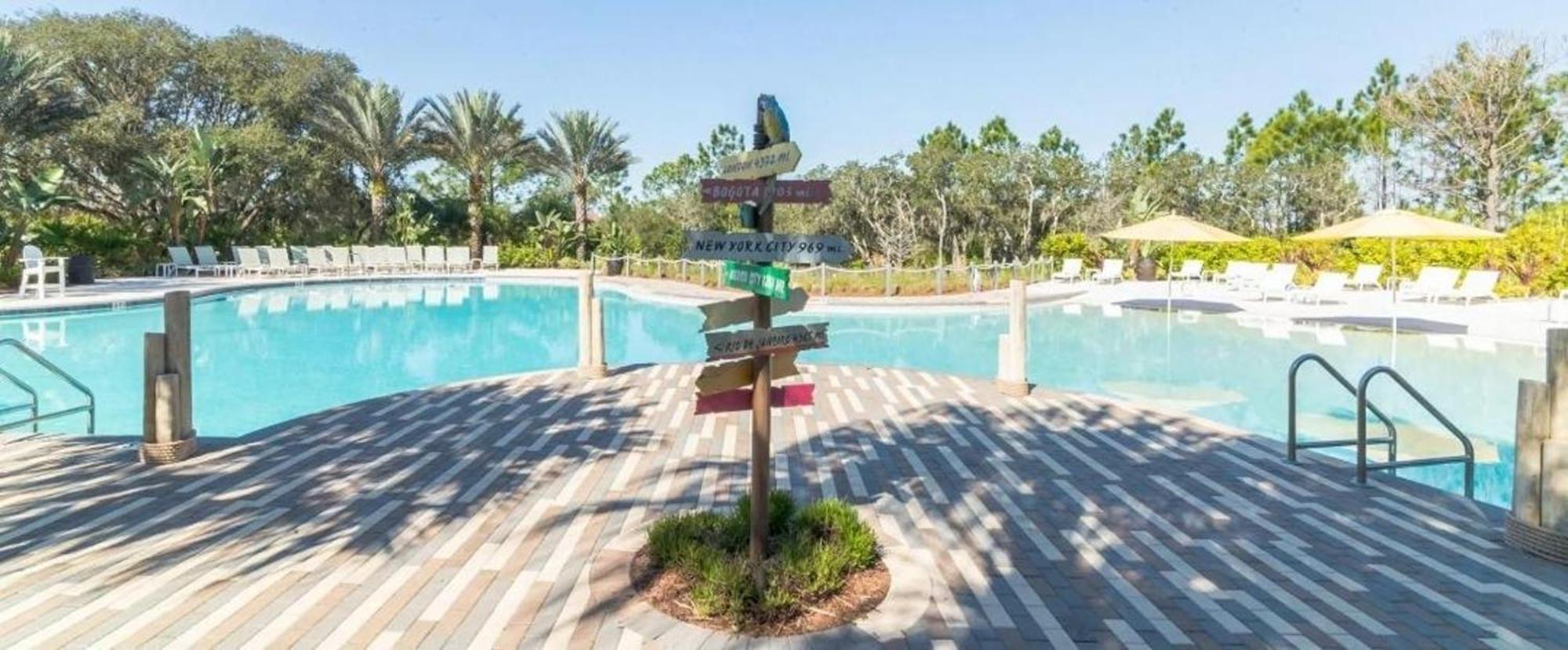 Hébergement de vacances 3b25b Townhouse 15 Min From Enclaves At Festival
